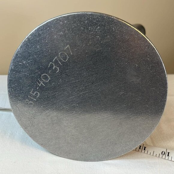 Vintage Wilton Armetale Tavern Pitcher 7.33' Tall BarMaid Mancave Renaissance - Picture 7 of 8